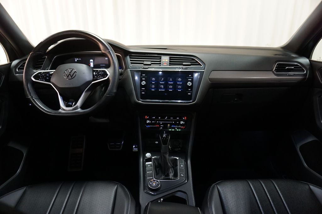 2023 Volkswagen Tiguan 2.0T SE R-Line Black