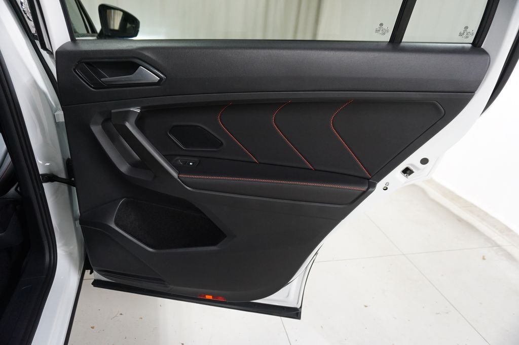 2024 Volkswagen Tiguan 2.0T Wolfsburg Edition