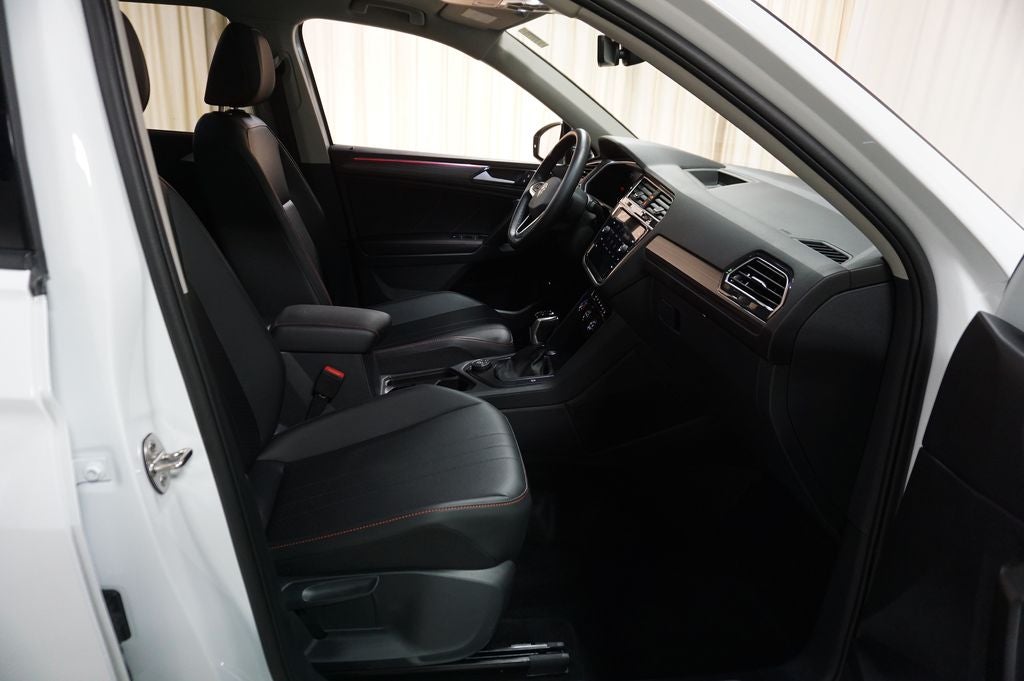 2024 Volkswagen Tiguan 2.0T Wolfsburg Edition