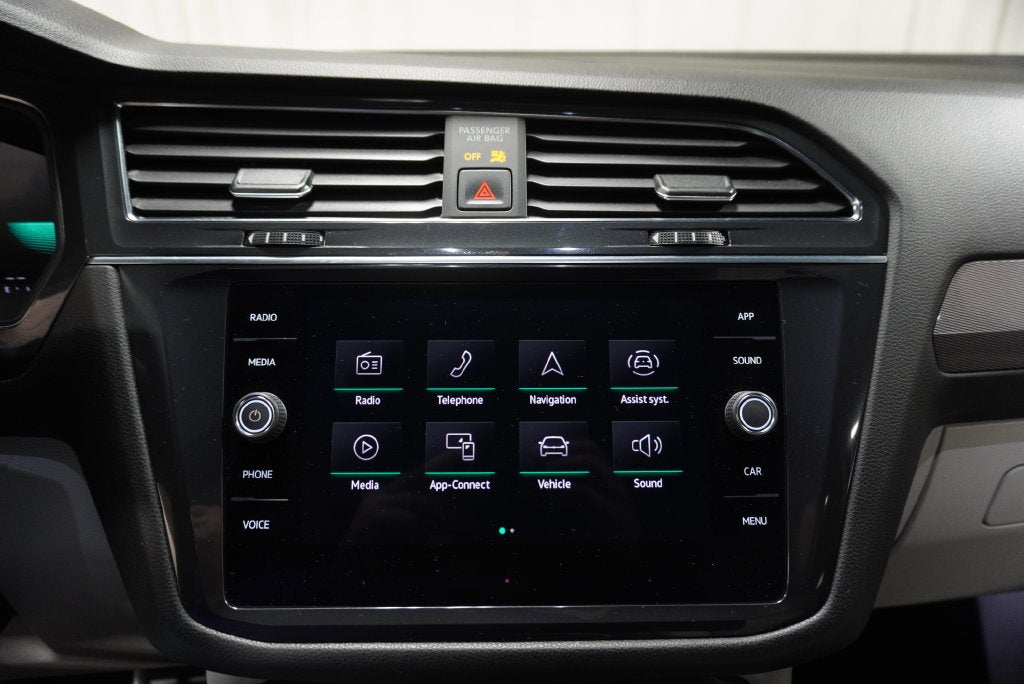 2023 Volkswagen Tiguan 2.0T SE R-Line Black