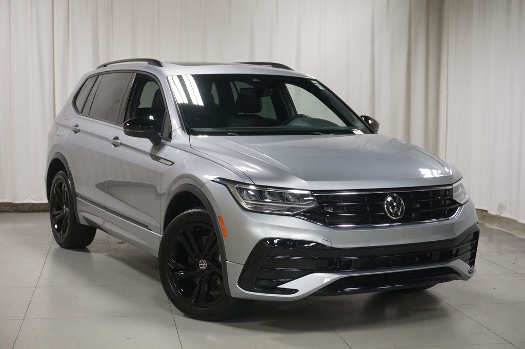 2023 Volkswagen Tiguan 2.0T SE R-Line Black