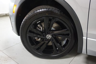 2023 Volkswagen Tiguan 2.0T SE R-Line Black
