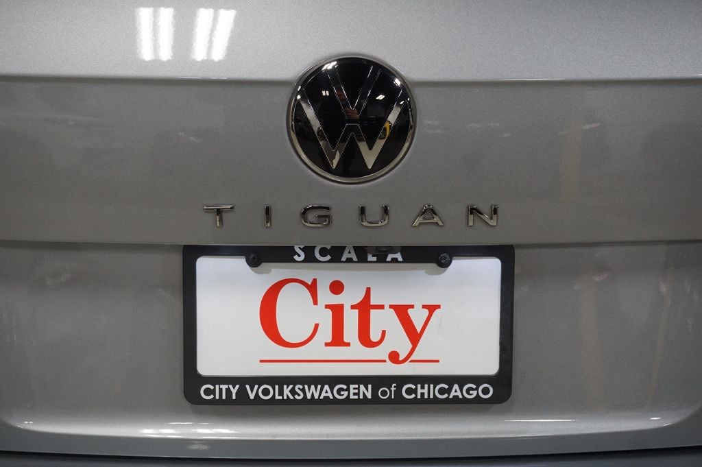 2023 Volkswagen Tiguan 2.0T SE R-Line Black