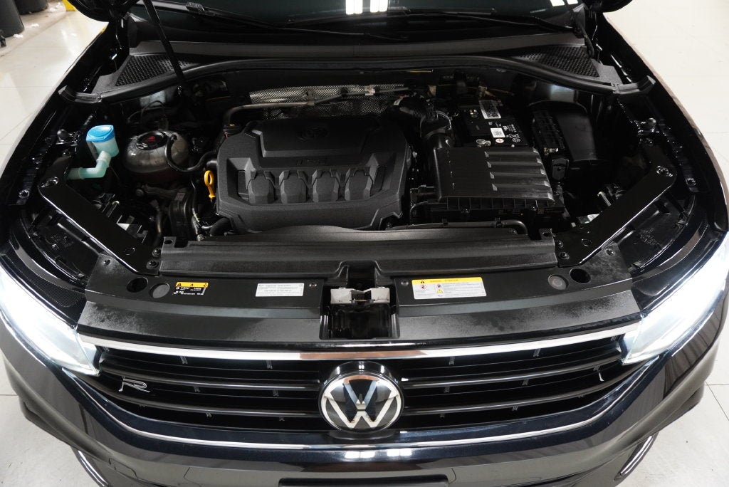 2023 Volkswagen Tiguan 2.0T SE R-Line Black