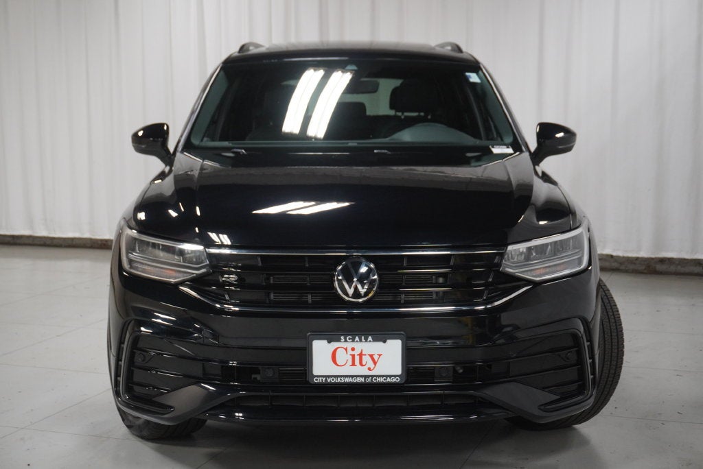 2023 Volkswagen Tiguan 2.0T SE R-Line Black