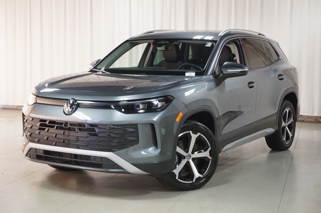2025 Volkswagen Tiguan 2.0T SE