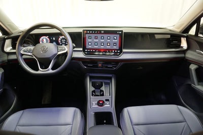2025 Volkswagen Tiguan 2.0T SE