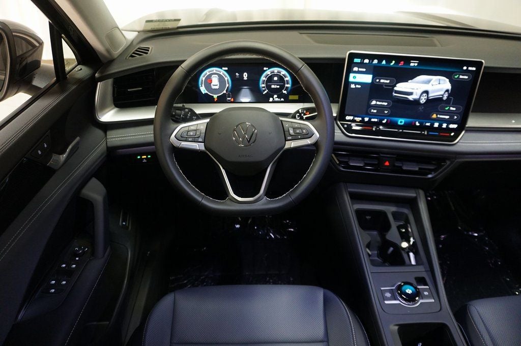 2025 Volkswagen Tiguan 2.0T SE