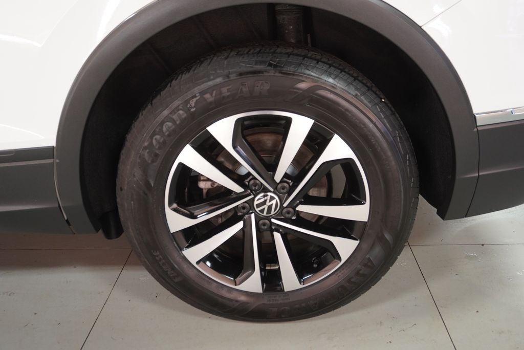 2024 Volkswagen Tiguan 2.0T S