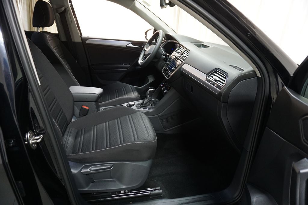 2023 Volkswagen Tiguan 2.0T S