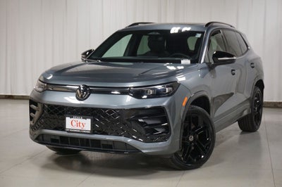 2025 Volkswagen Tiguan 2.0T SE R-Line Black