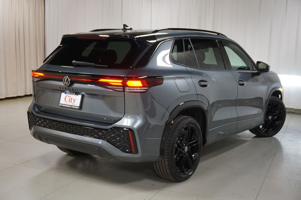 2025 Volkswagen Tiguan 2.0T SE R-Line Black