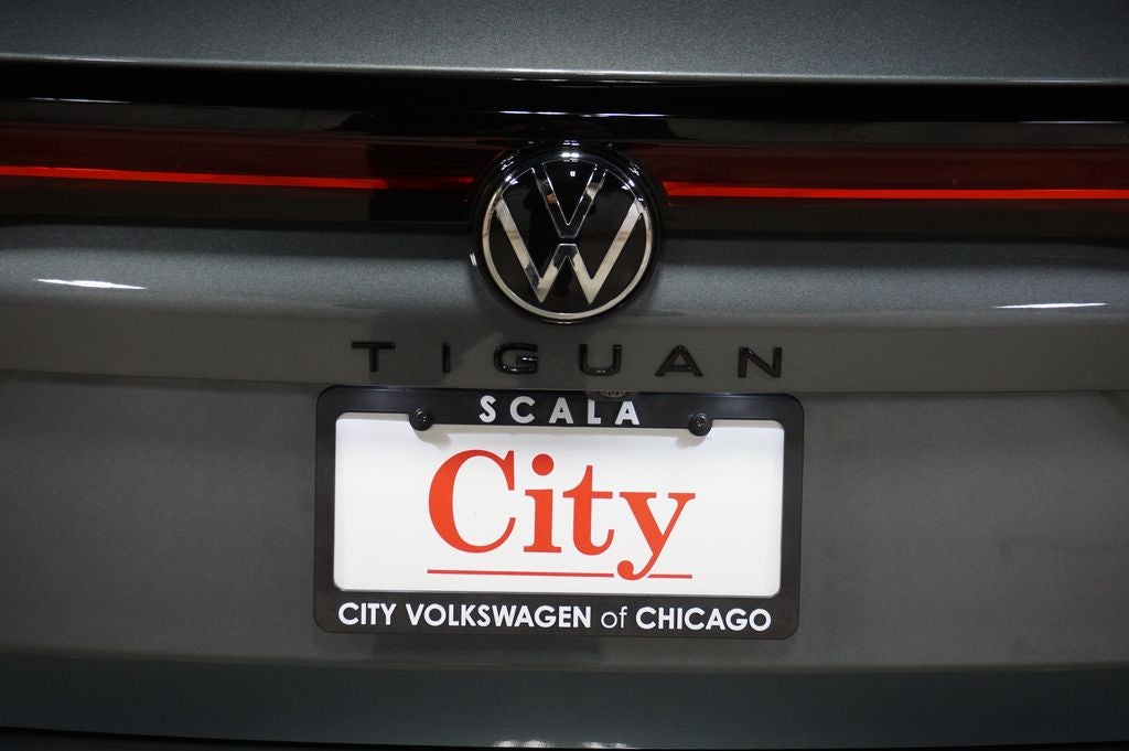 2025 Volkswagen Tiguan 2.0T SE R-Line Black