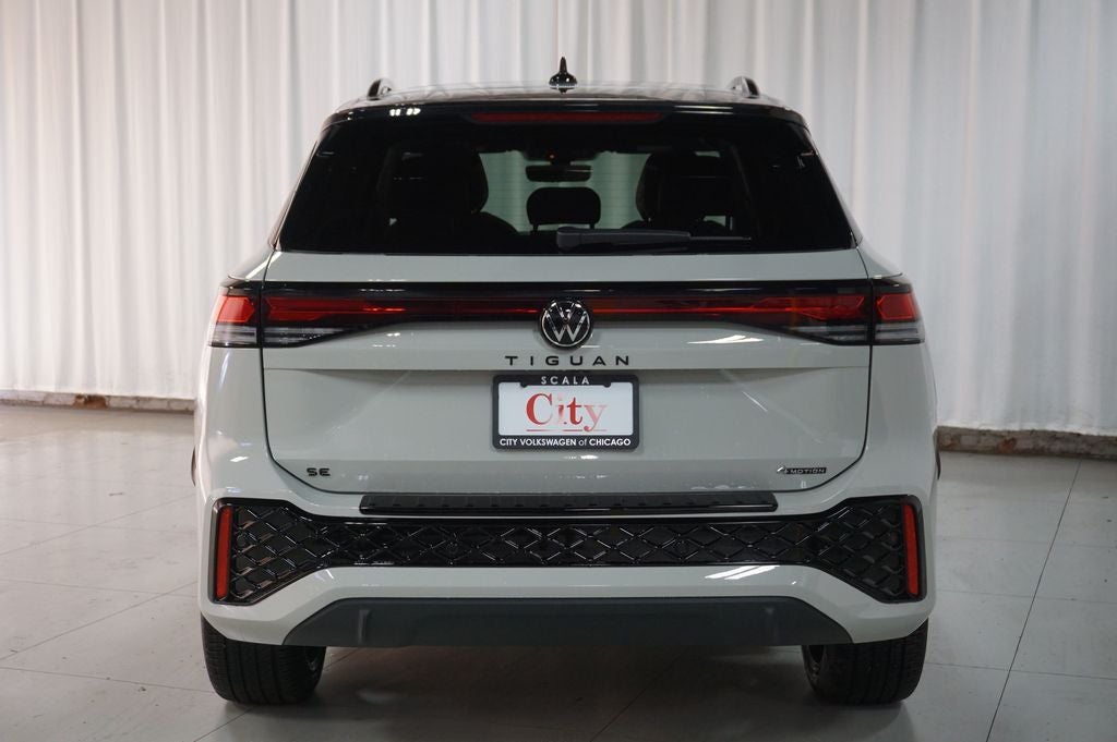 2026 Volkswagen Tiguan 2.0T SE R-Line Black