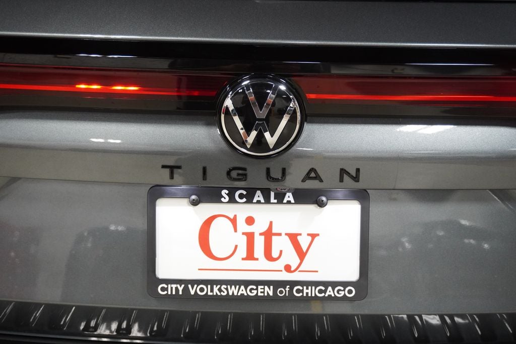 2026 Volkswagen Tiguan 2.0T SE R-Line Black