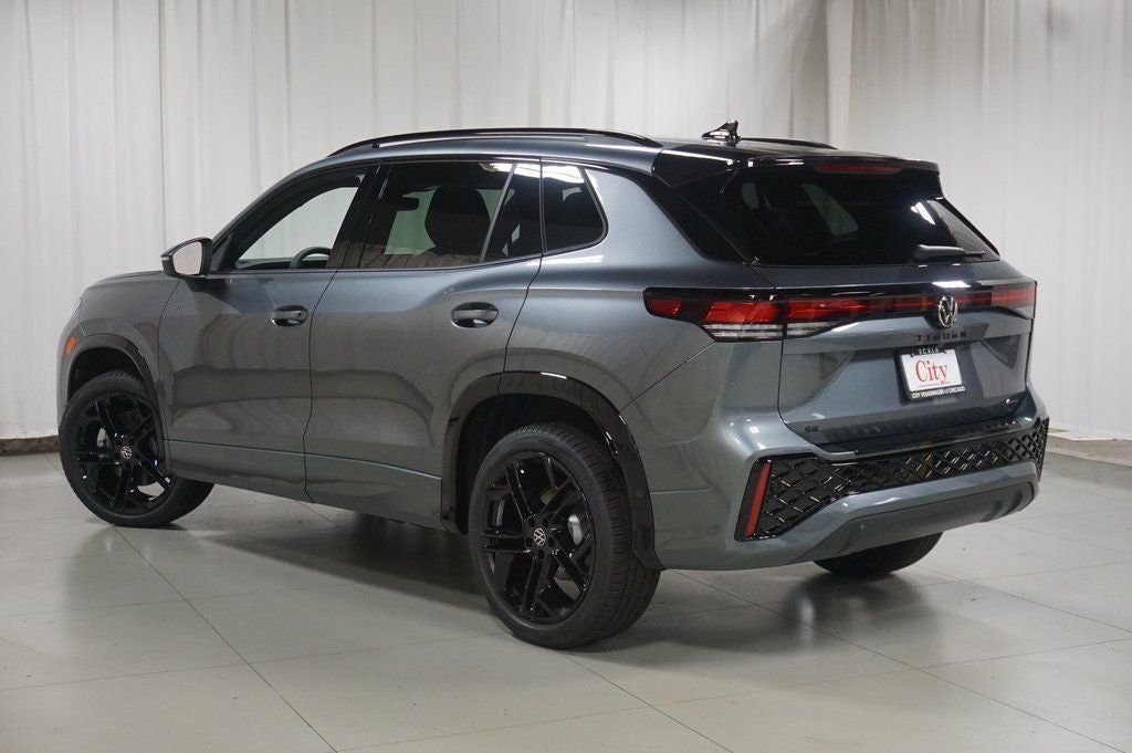 2026 Volkswagen Tiguan 2.0T SE R-Line Black