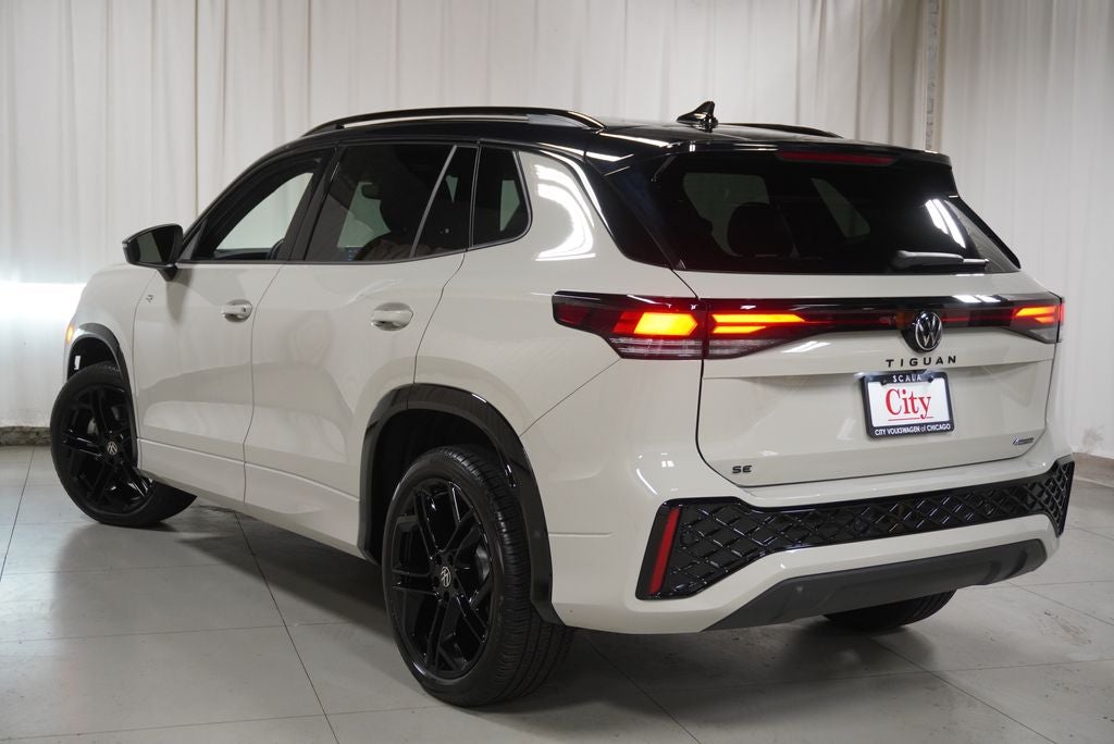 2026 Volkswagen Tiguan SE R-Line Black