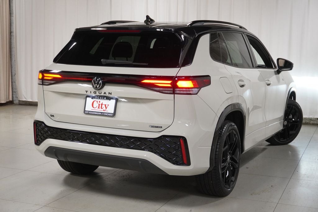 2026 Volkswagen Tiguan SE R-Line Black