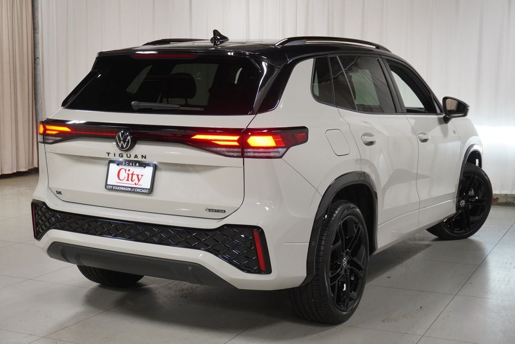 2026 Volkswagen Tiguan SE R-Line Black