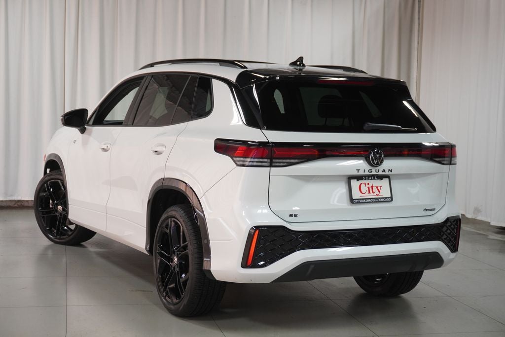 2025 Volkswagen Tiguan 2.0T SE R-Line Black