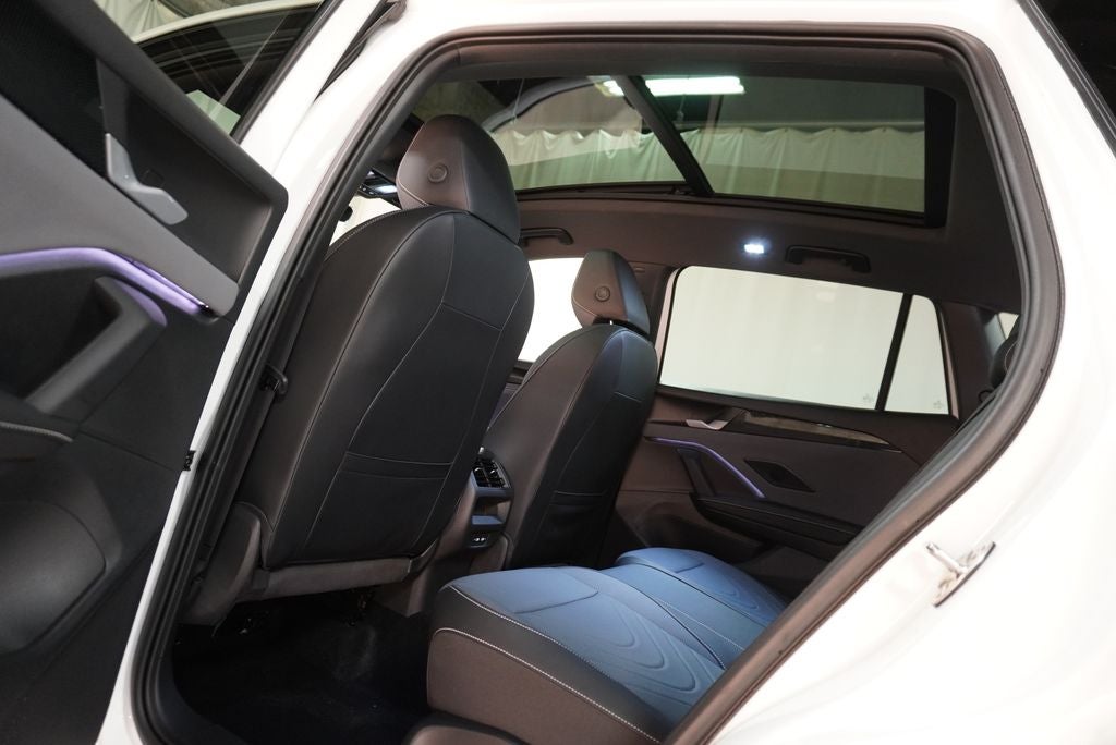 2025 Volkswagen Tiguan 2.0T SE R-Line Black