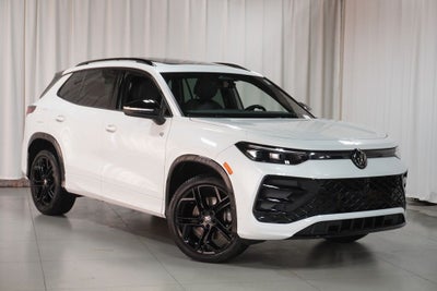 2025 Volkswagen Tiguan 2.0T SE R-Line Black