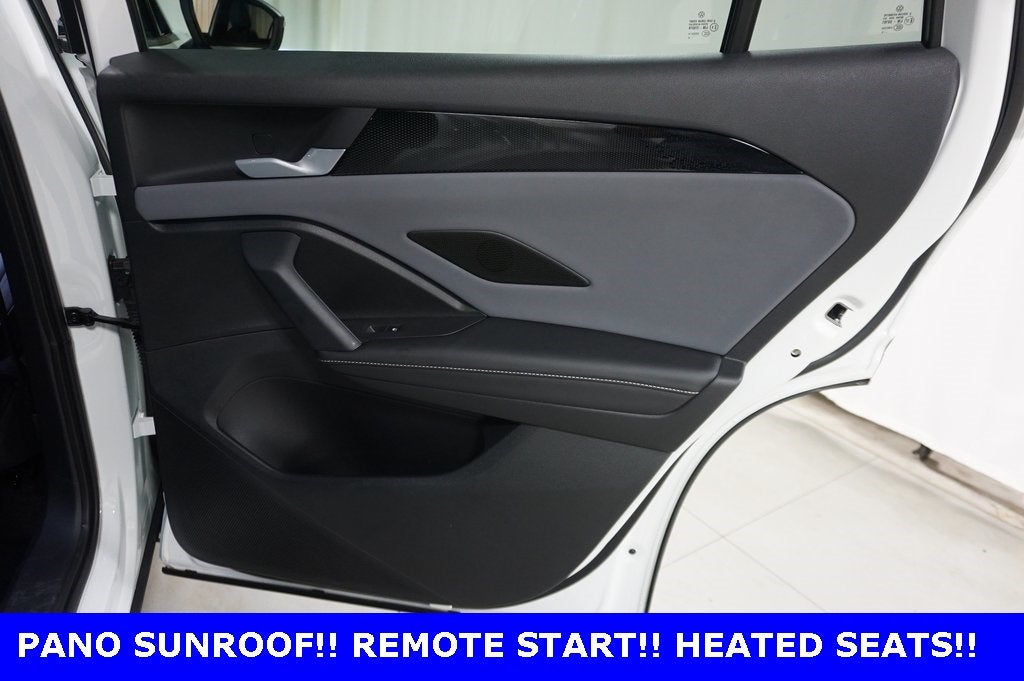 2025 Volkswagen Tiguan 2.0T SE R-Line Black