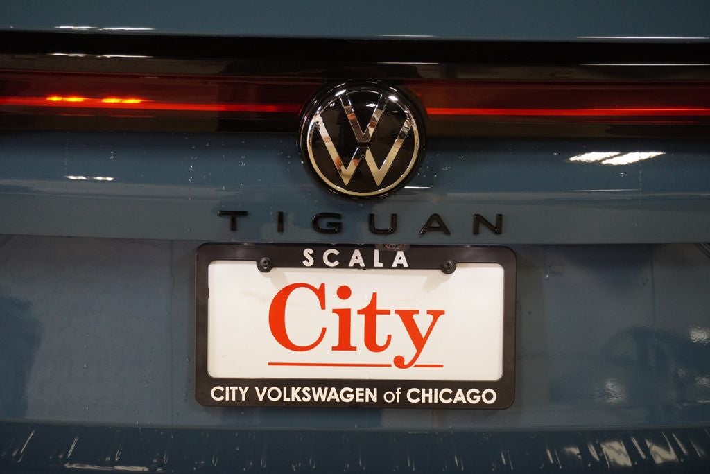 2026 Volkswagen Tiguan 2.0T SE R-Line Black