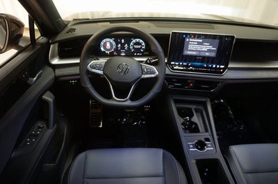 2026 Volkswagen Tiguan 2.0T SE R-Line Black