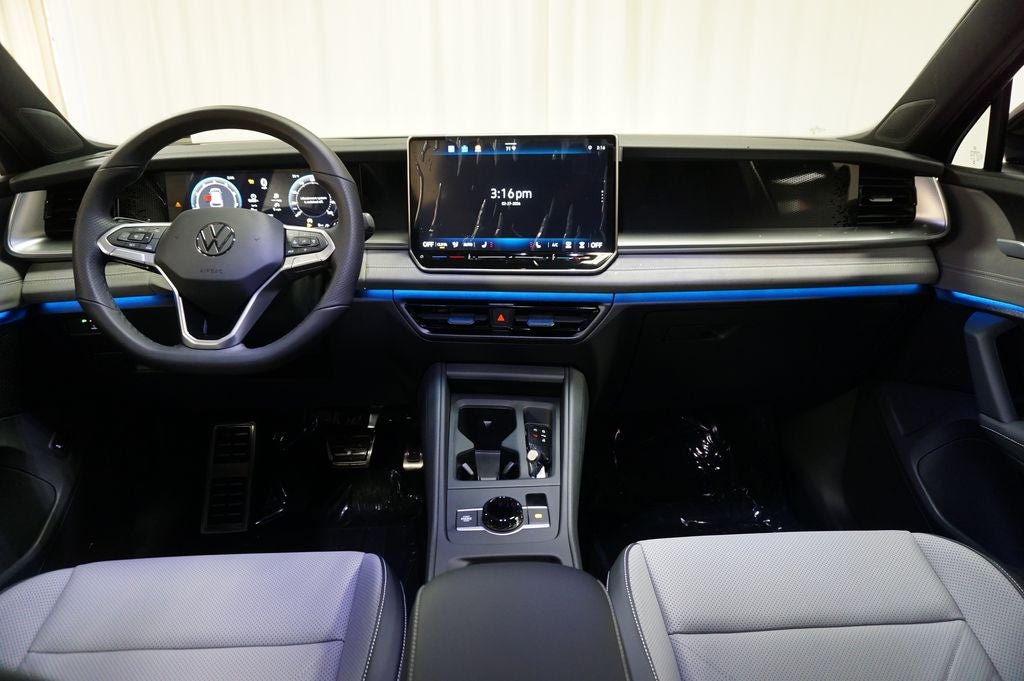 2026 Volkswagen Tiguan 2.0T SE R-Line Black