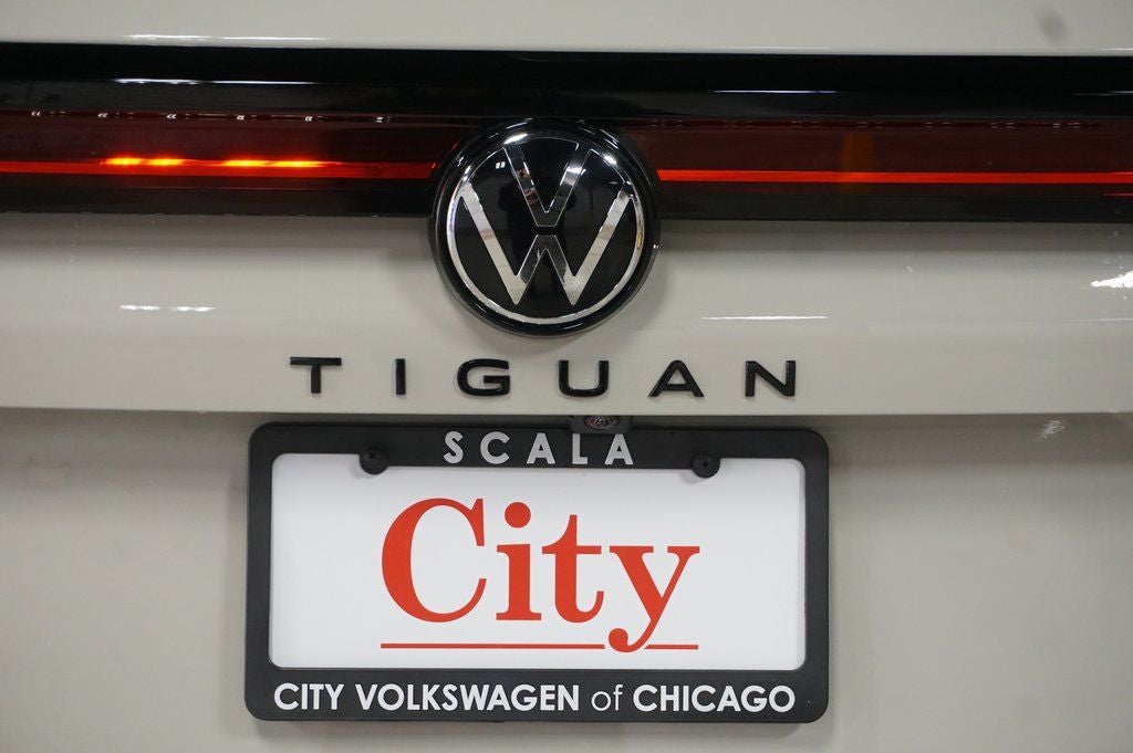 2026 Volkswagen Tiguan 2.0T SE R-Line Black