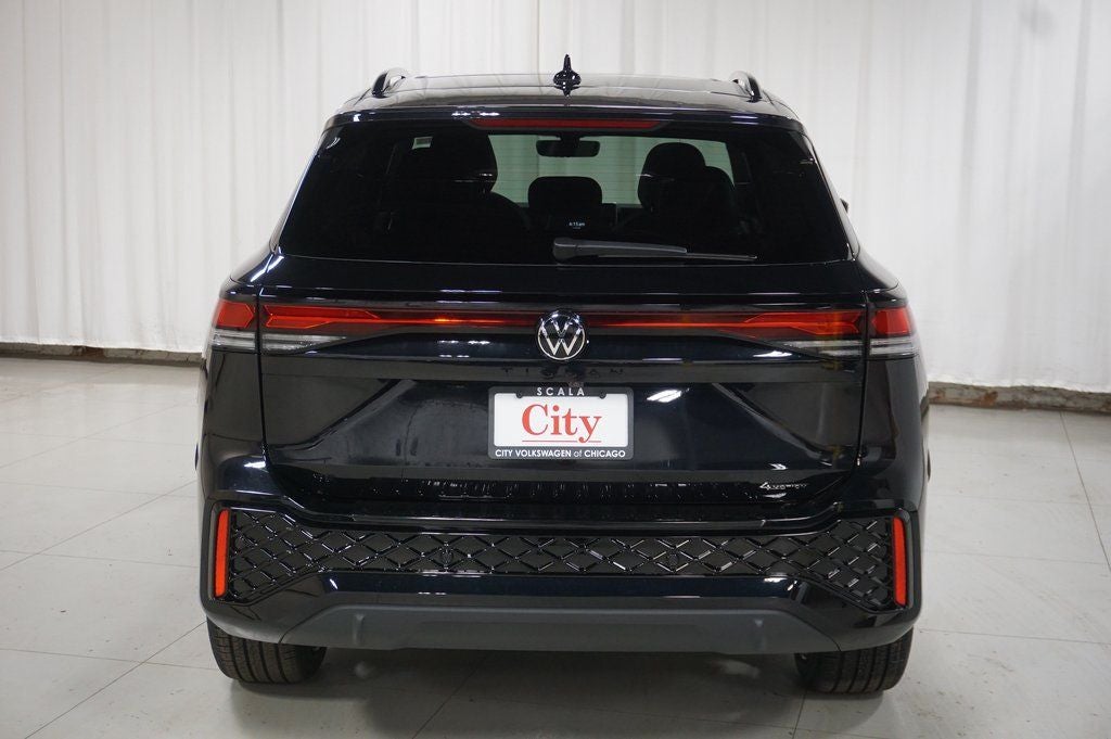 2026 Volkswagen Tiguan 2.0T SE R-Line Black