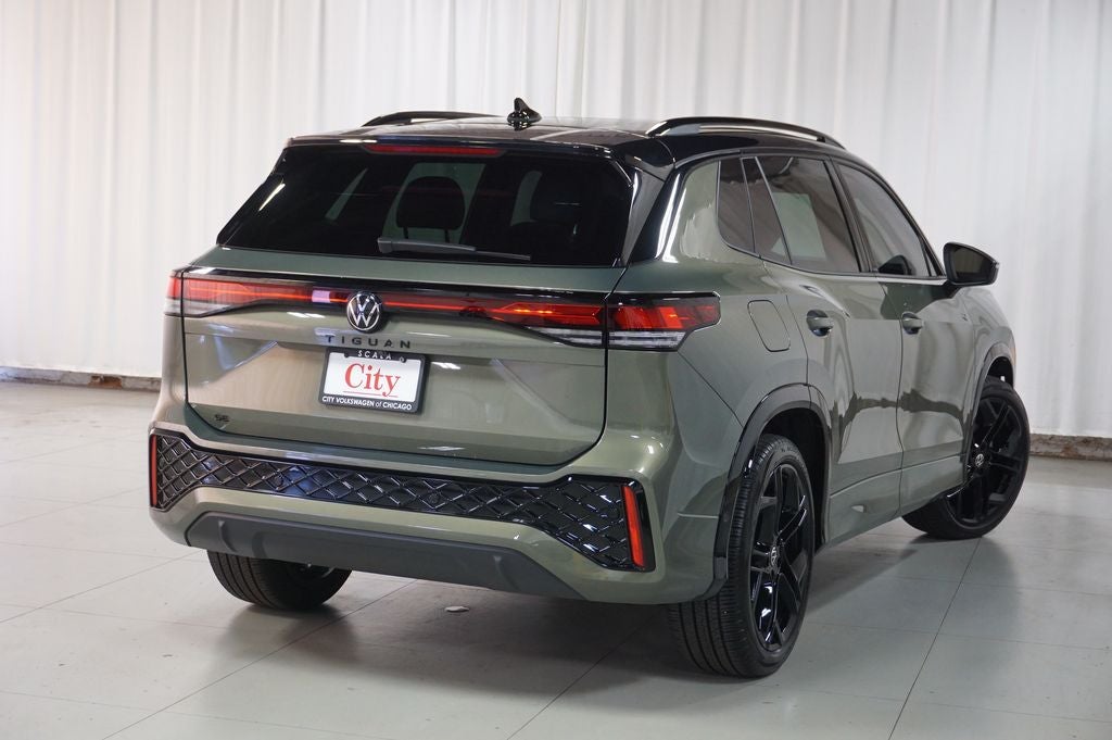 2025 Volkswagen Tiguan 2.0T SE R-Line Black