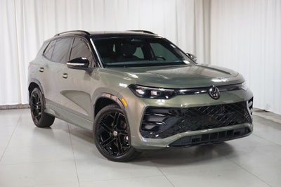 2025 Volkswagen Tiguan 2.0T SE R-Line Black