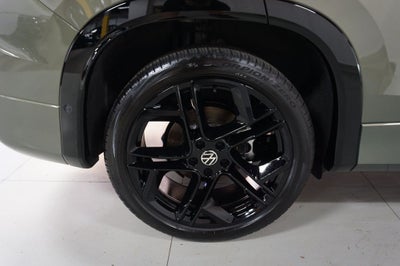 2025 Volkswagen Tiguan 2.0T SE R-Line Black