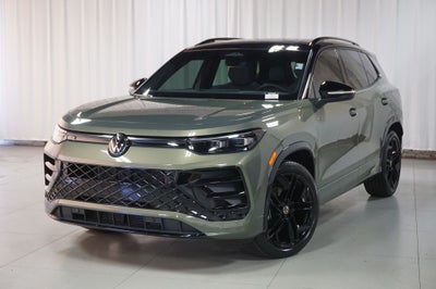 2025 Volkswagen Tiguan 2.0T SE R-Line Black