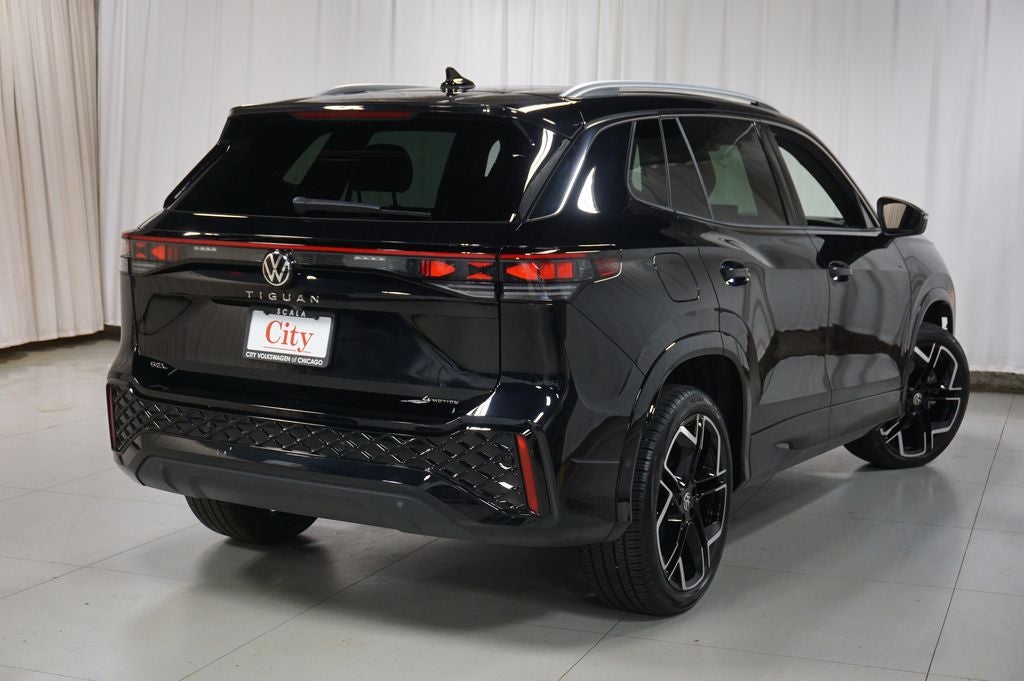 2025 Volkswagen Tiguan 2.0T SEL R-Line