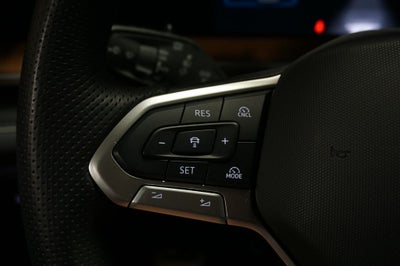 2025 Volkswagen Tiguan 2.0T SEL R-Line