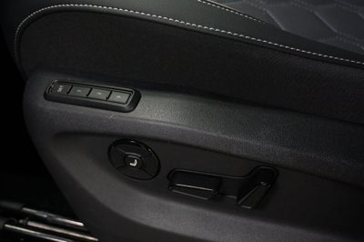 2025 Volkswagen Tiguan 2.0T SEL R-Line