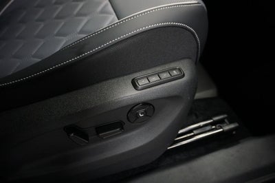 2025 Volkswagen Tiguan 2.0T SEL R-Line