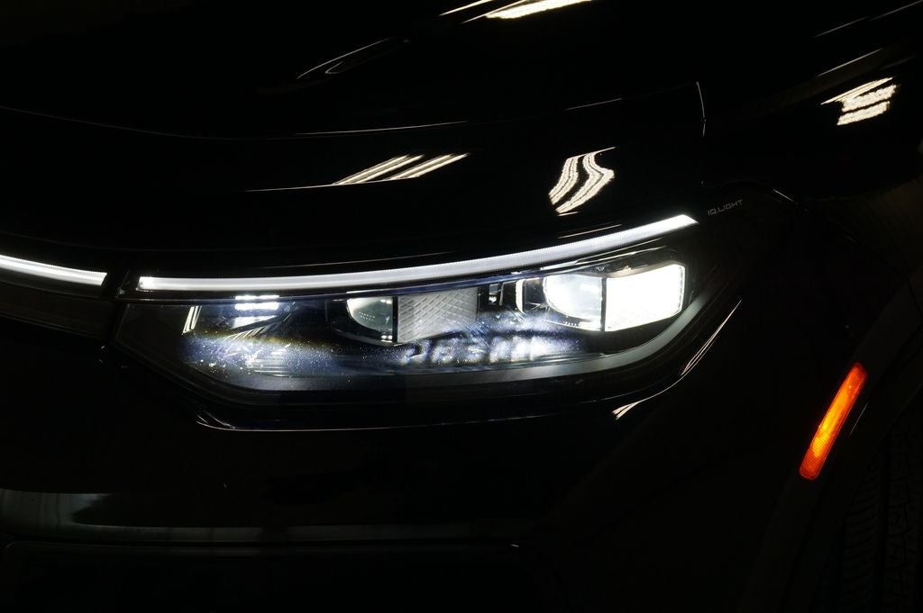 2025 Volkswagen Tiguan 2.0T SEL R-Line