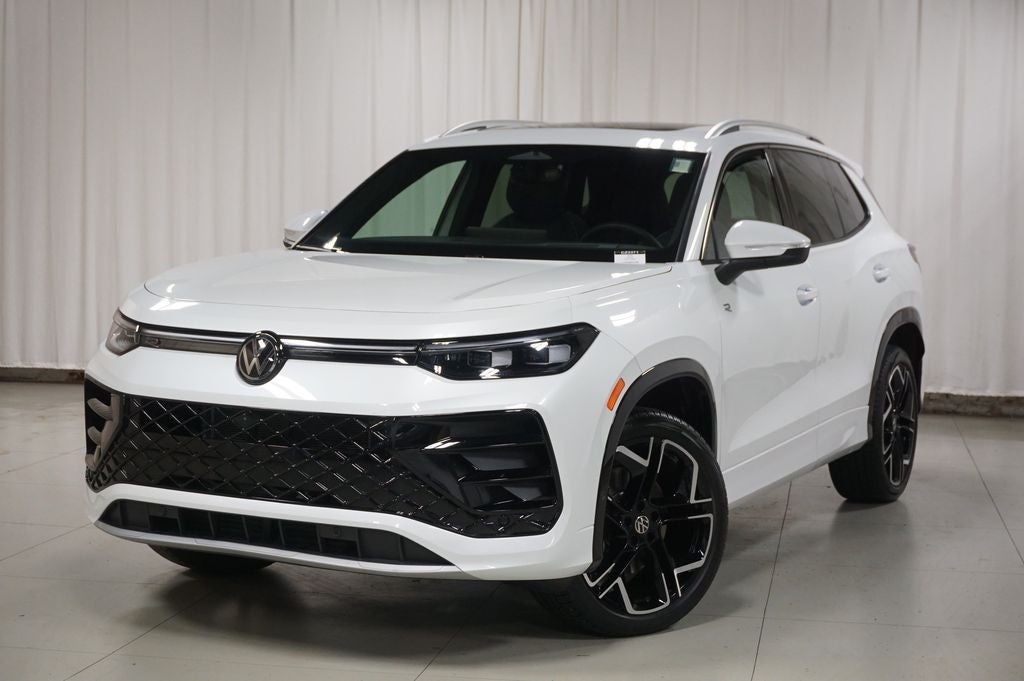 2025 Volkswagen Tiguan 2.0T SEL R-Line