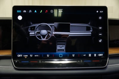 2025 Volkswagen Tiguan 2.0T SEL R-Line