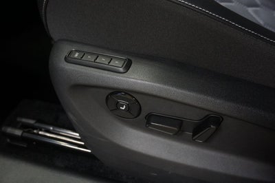 2025 Volkswagen Tiguan 2.0T SEL R-Line