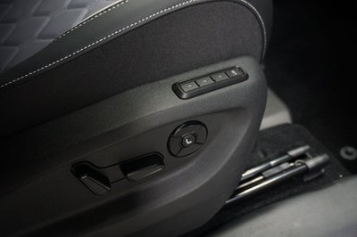 2025 Volkswagen Tiguan 2.0T SEL R-Line
