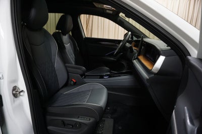 2025 Volkswagen Tiguan 2.0T SEL R-Line