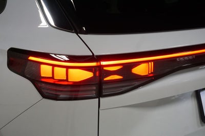 2025 Volkswagen Tiguan 2.0T SEL R-Line