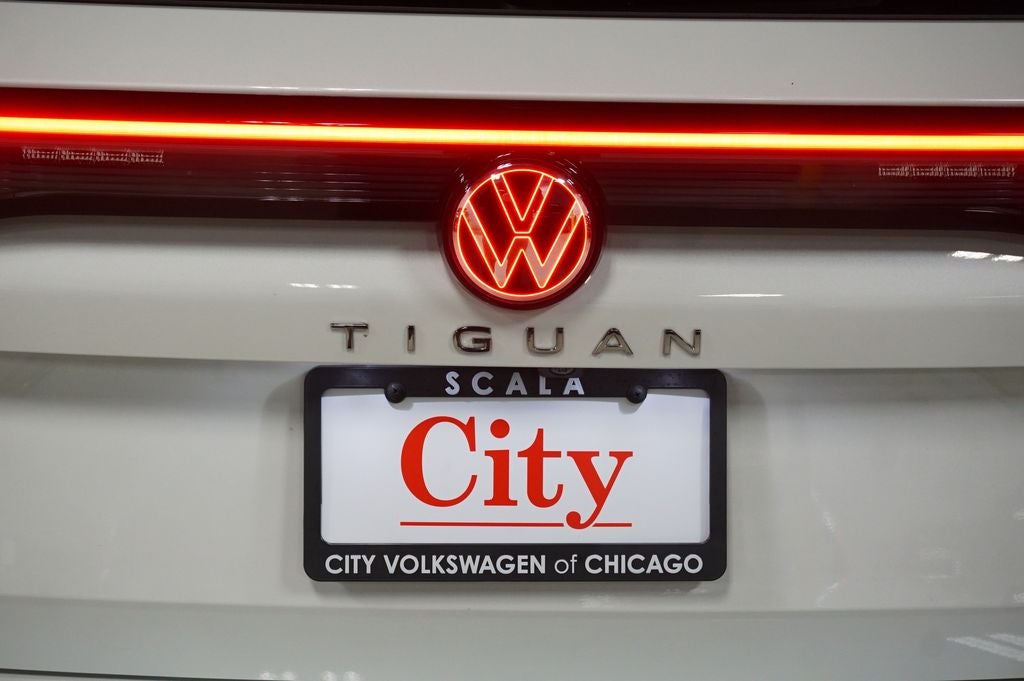 2025 Volkswagen Tiguan 2.0T SEL R-Line