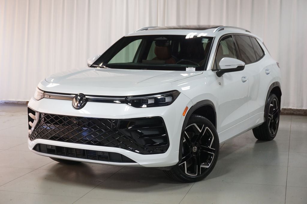 2025 Volkswagen Tiguan 2.0T SEL R-Line