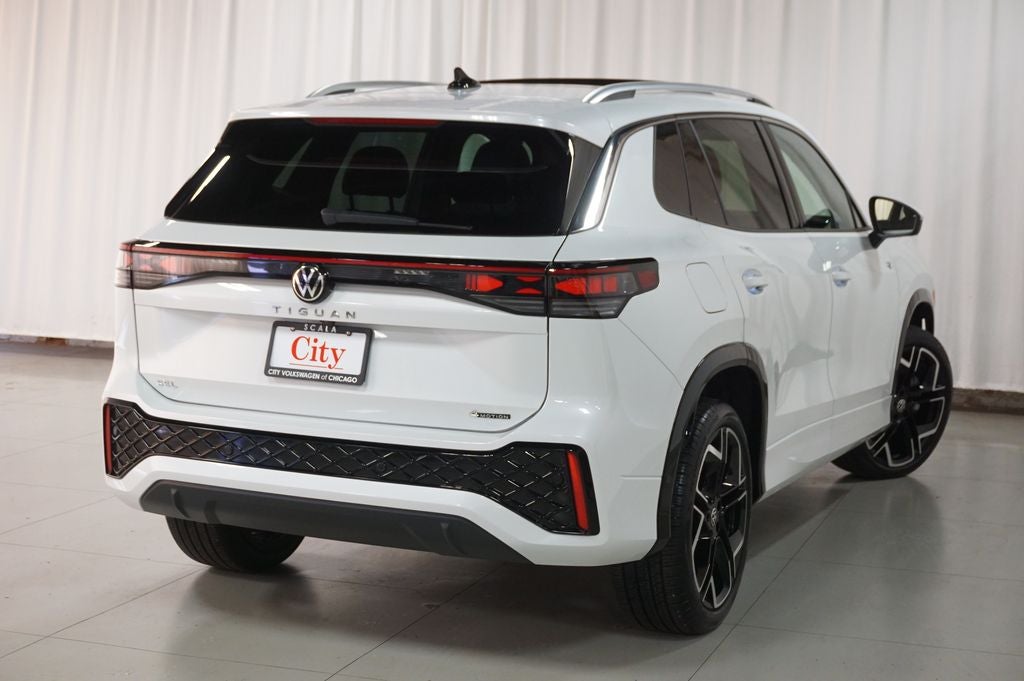 2025 Volkswagen Tiguan 2.0T SEL R-Line